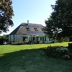 Maison Magdala Couette-café 3*
