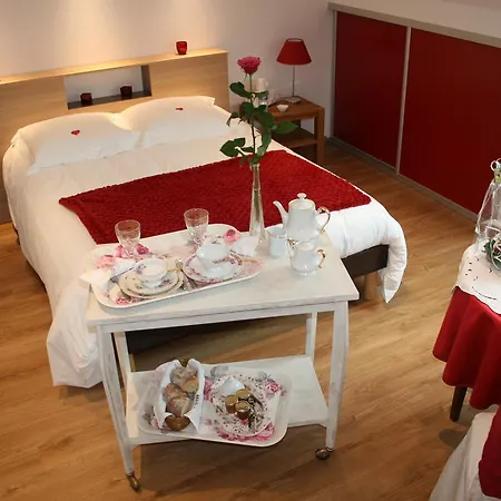 Alojamento de Acomodação e Pequeno-almoço Maison Magdala Fourmies