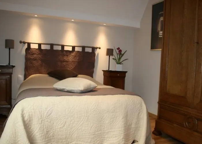 Couette-café Maison Magdala 3*